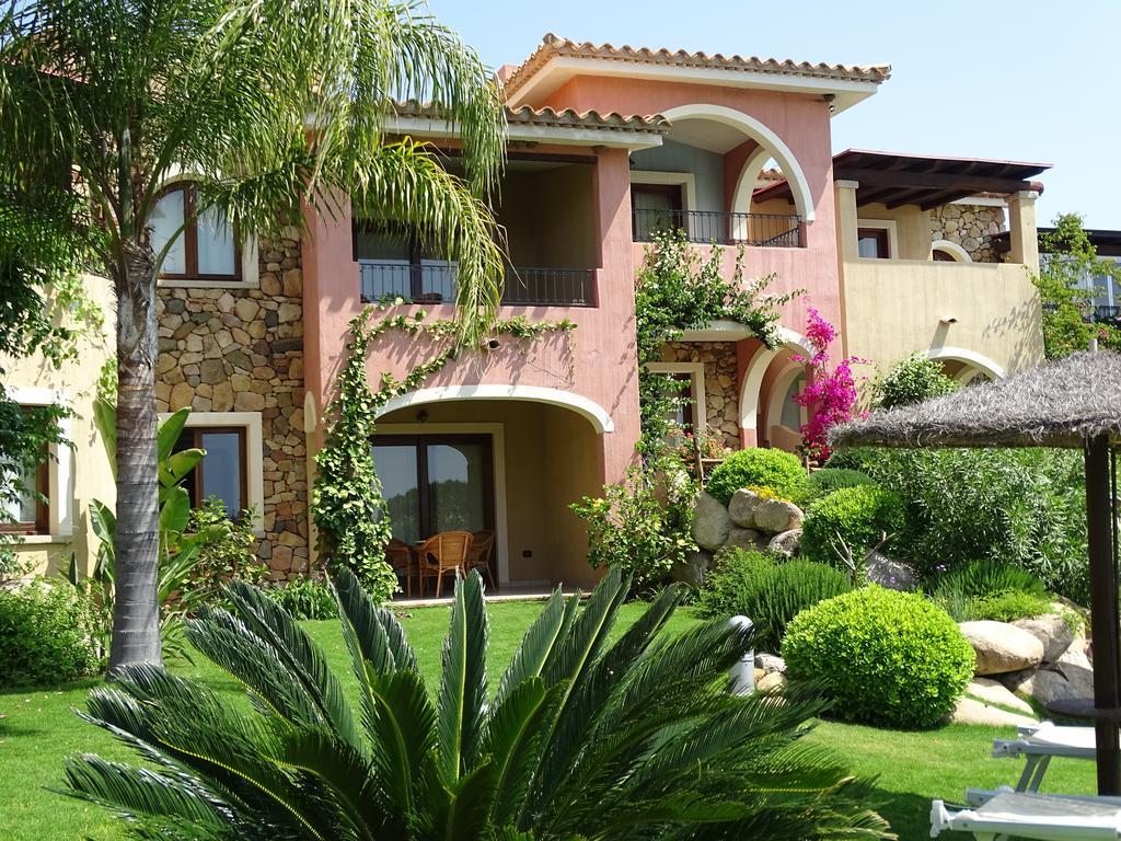 Hotel Mariposas Villasimius Exteriör bild
