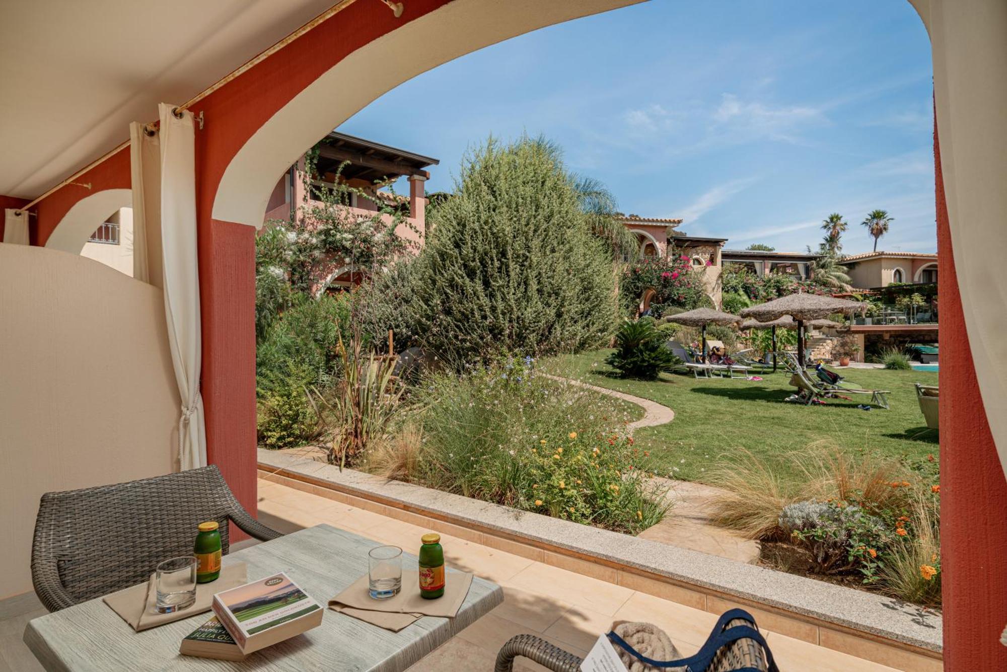 Hotel Mariposas Villasimius Exteriör bild