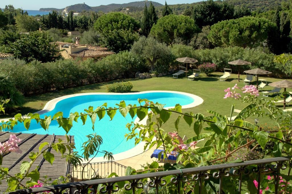 Hotel Mariposas Villasimius Exteriör bild