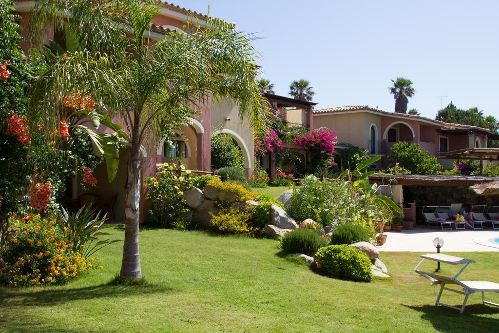 Hotel Mariposas Villasimius Exteriör bild