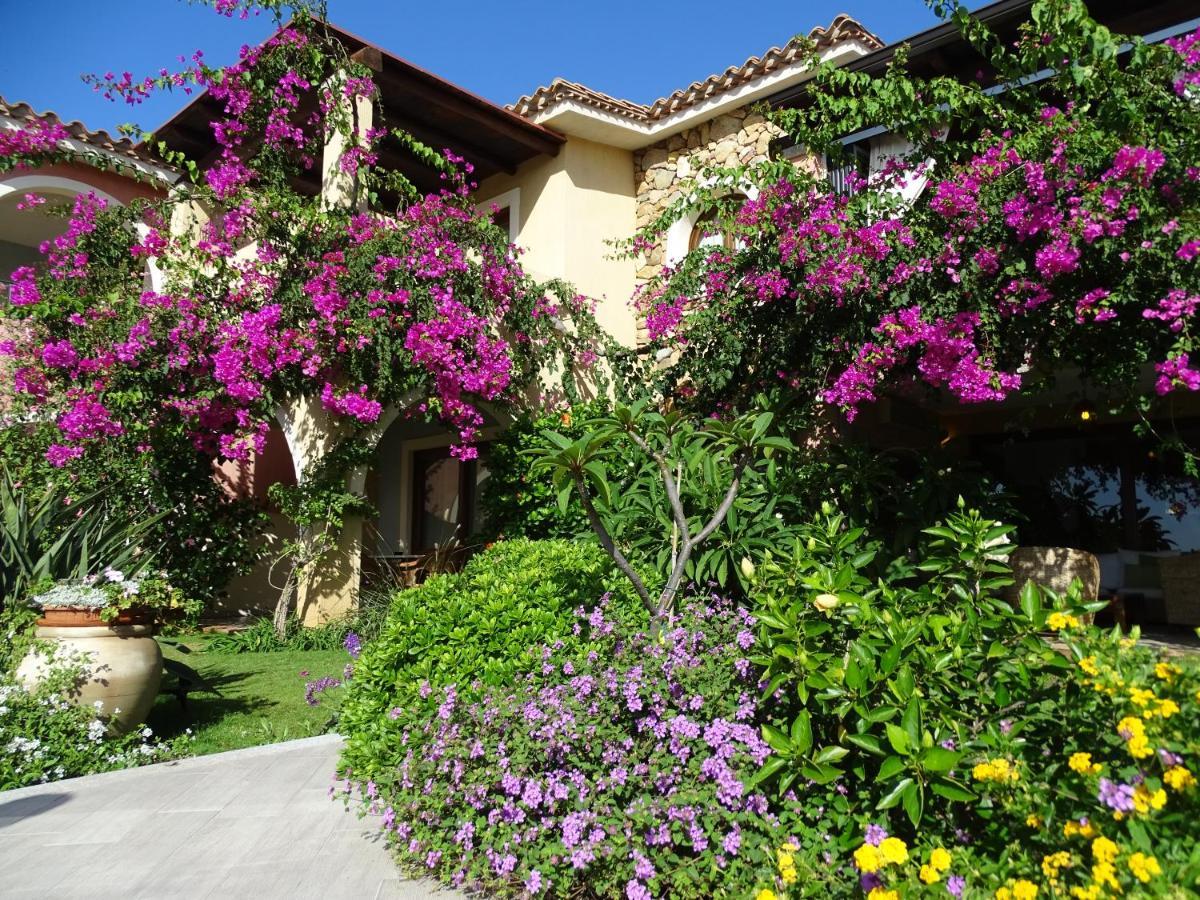 Hotel Mariposas Villasimius Exteriör bild