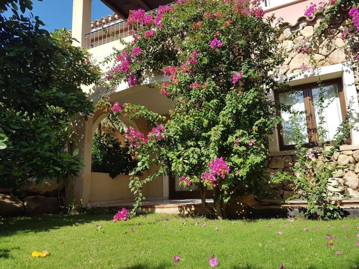 Hotel Mariposas Villasimius Exteriör bild